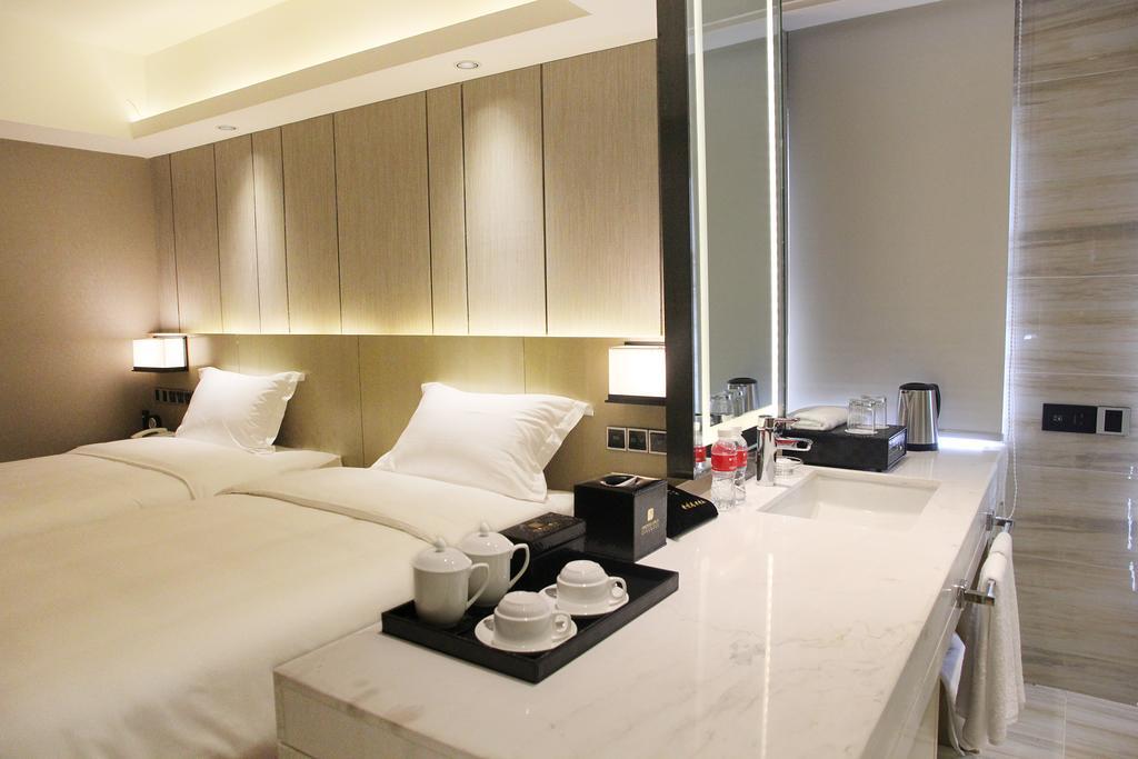 Shenyang Oriental Ginza International Hotel Екстер'єр фото